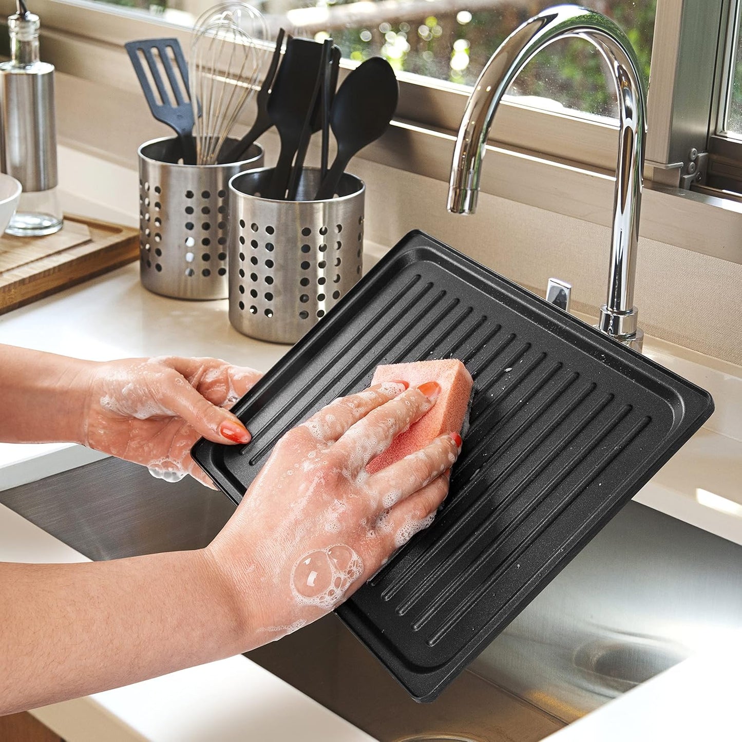 3-in-1 Electric Grill & Snack Maker with Plates